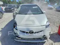 2015 Toyota PRIUS фото
