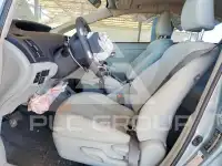 2015 Toyota PRIUS фото