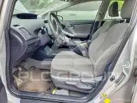 2015 Toyota PRIUS фото