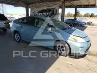 2015 Toyota PRIUS фото