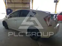 2015 Toyota PRIUS фото