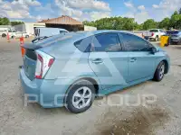 2015 Toyota PRIUS photo