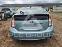 2015 Toyota PRIUS photo