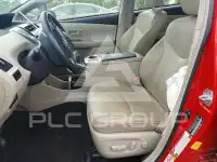 2015 Toyota PRIUS фото