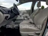 2015 Toyota PRIUS фото