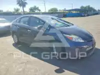 2015 Toyota PRIUS photo