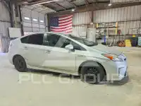 2015 Toyota PRIUS фото