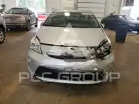 2015 Toyota PRIUS фото