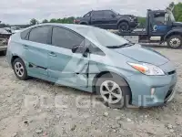 2015 Toyota PRIUS фото