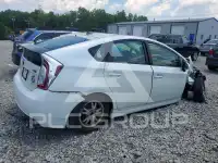 2015 Toyota PRIUS photo