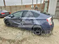 2015 Toyota PRIUS photo