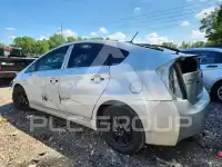 2015 Toyota PRIUS фото