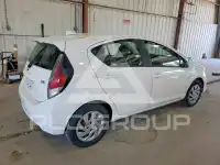 2015 Toyota PRIUS фото