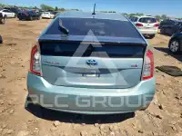2015 Toyota PRIUS фото