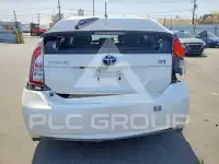 2015 Toyota PRIUS фото