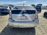 2015 Toyota PRIUS фото