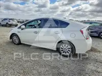 2015 Toyota PRIUS photo