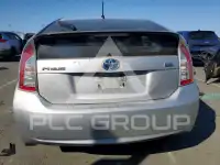 2015 Toyota PRIUS фото