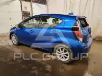 2015 Toyota PRIUS фото
