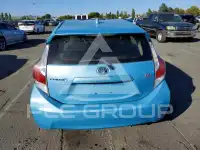 2015 Toyota PRIUS фото