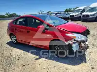 2015 Toyota PRIUS фото