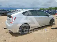 2015 Toyota PRIUS фото