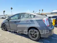 2015 Toyota PRIUS фото