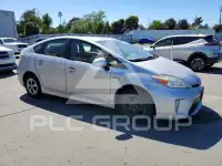 2015 Toyota PRIUS фото