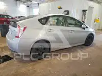 2015 Toyota PRIUS фото