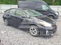 2015 Toyota PRIUS фото