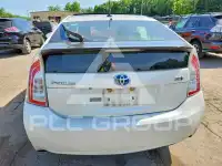 2015 Toyota PRIUS фото