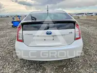 2015 Toyota PRIUS photo