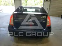 2015 Toyota PRIUS фото