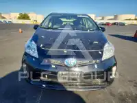 2015 Toyota PRIUS фото