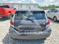 2015 Toyota PRIUS фото