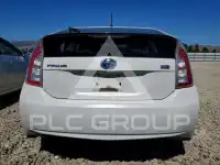2015 Toyota PRIUS фото