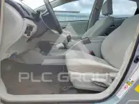 2015 Toyota PRIUS фото