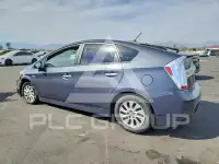 2015 Toyota PRIUS фото