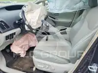 2015 Toyota PRIUS фото