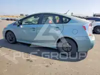 2015 Toyota PRIUS фото