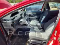 2015 Toyota PRIUS фото