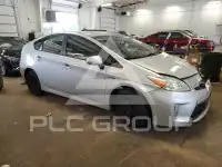 2015 Toyota PRIUS фото