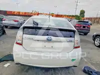 2015 Toyota PRIUS фото