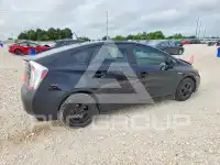 2015 Toyota PRIUS фото
