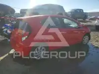 2015 Toyota PRIUS фото
