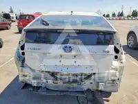 2015 Toyota PRIUS photo
