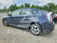 2015 Toyota PRIUS фото