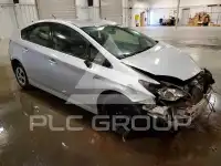 2015 Toyota PRIUS photo