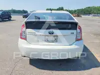 2015 Toyota PRIUS фото