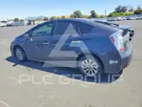 2015 Toyota PRIUS фото